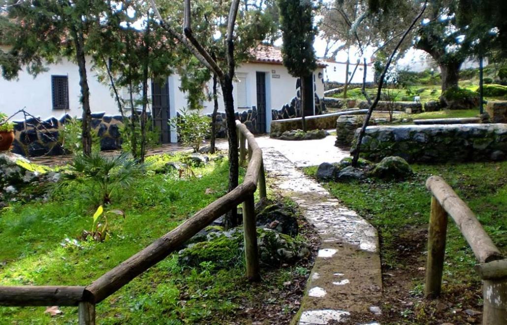 Las Cabanas De Buffalos Cumbres Mayores Екстериор снимка